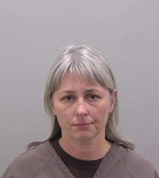 Teacher of the Year Finalist refused to cut ties with student she had s3x with even after being arrested and charged
